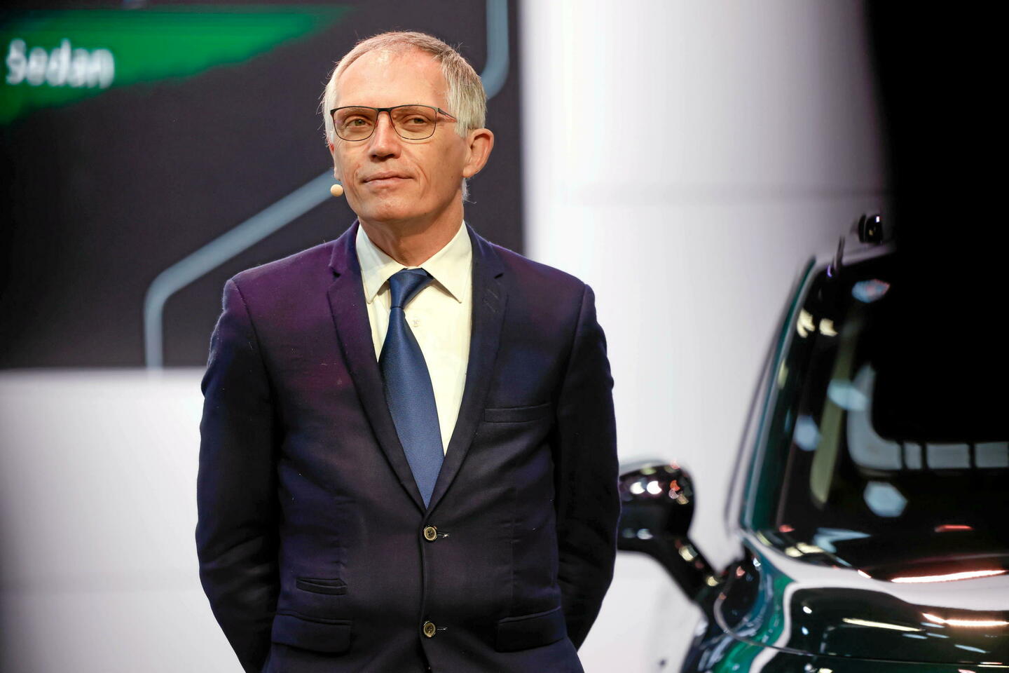 Stellantis annonce le départ immédiat de son dirigeant Carlos Tavares