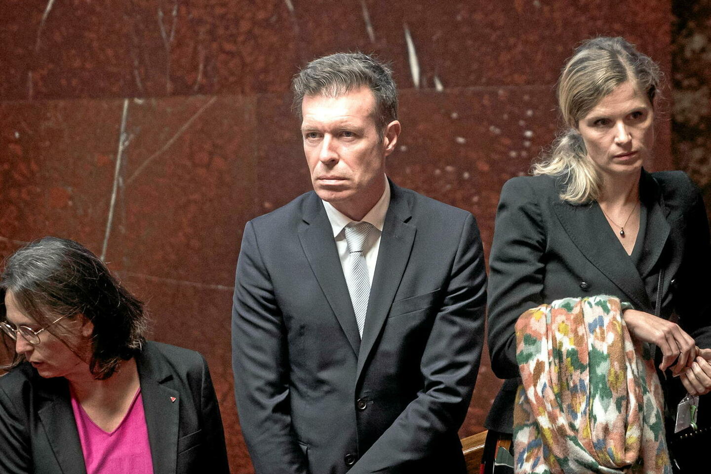 « Autodissolution » de l’Assemblée nationale : quelle est cette drôle de proposition...
