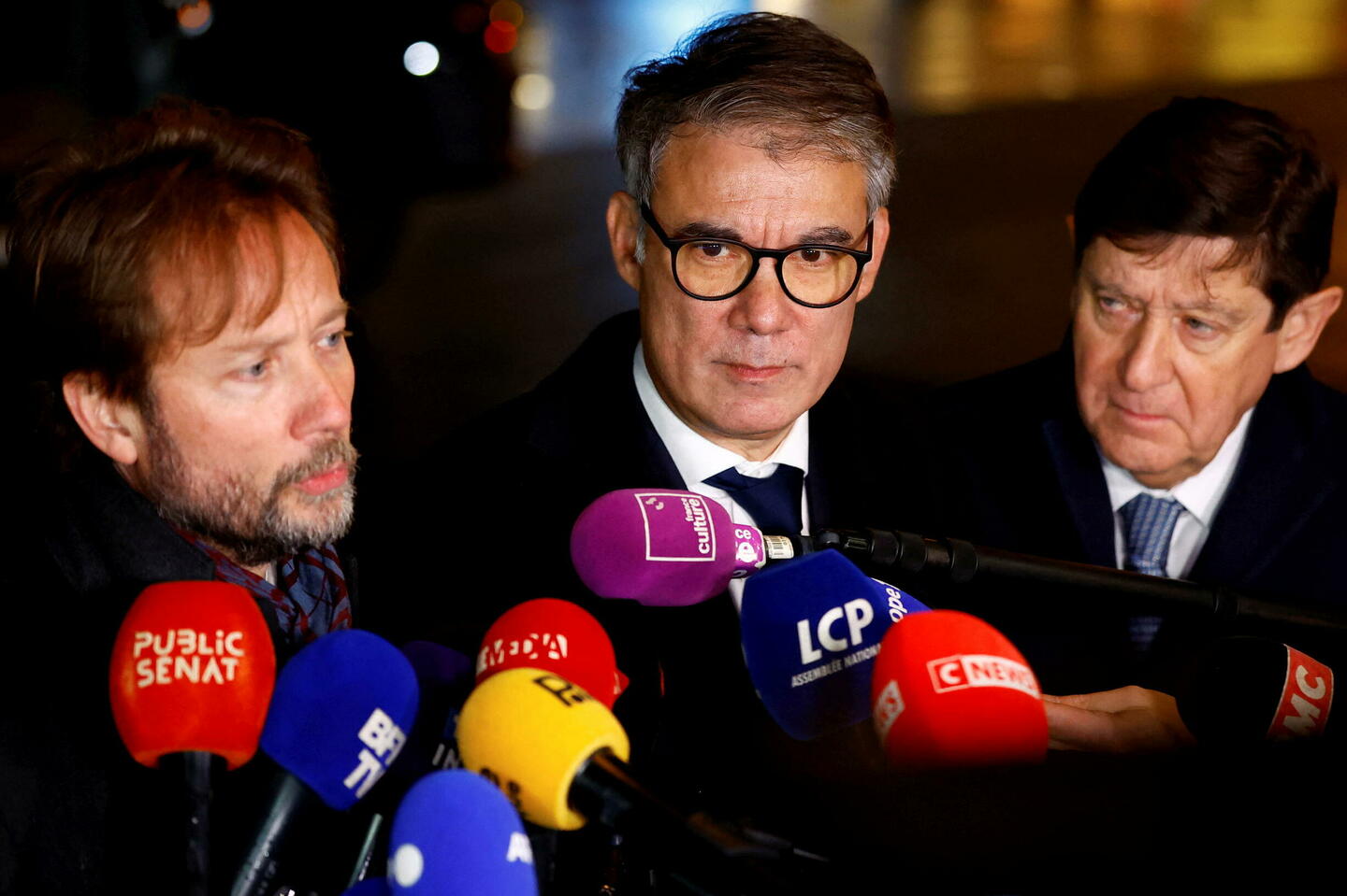 Bluff, tractations et divisions : après la censure, la folle semaine de la gauche