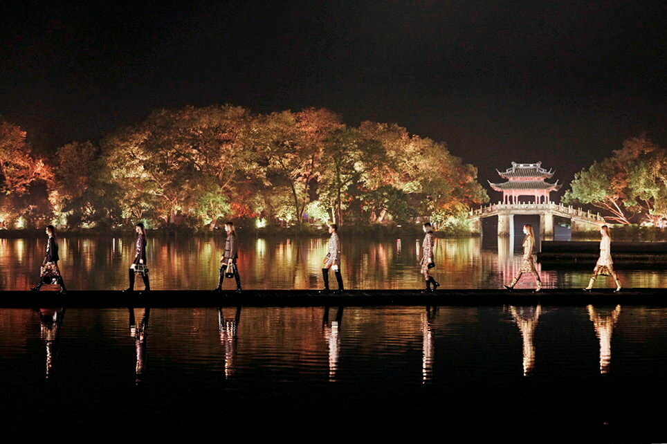 Comment le luxe veut reconquérir la Chine