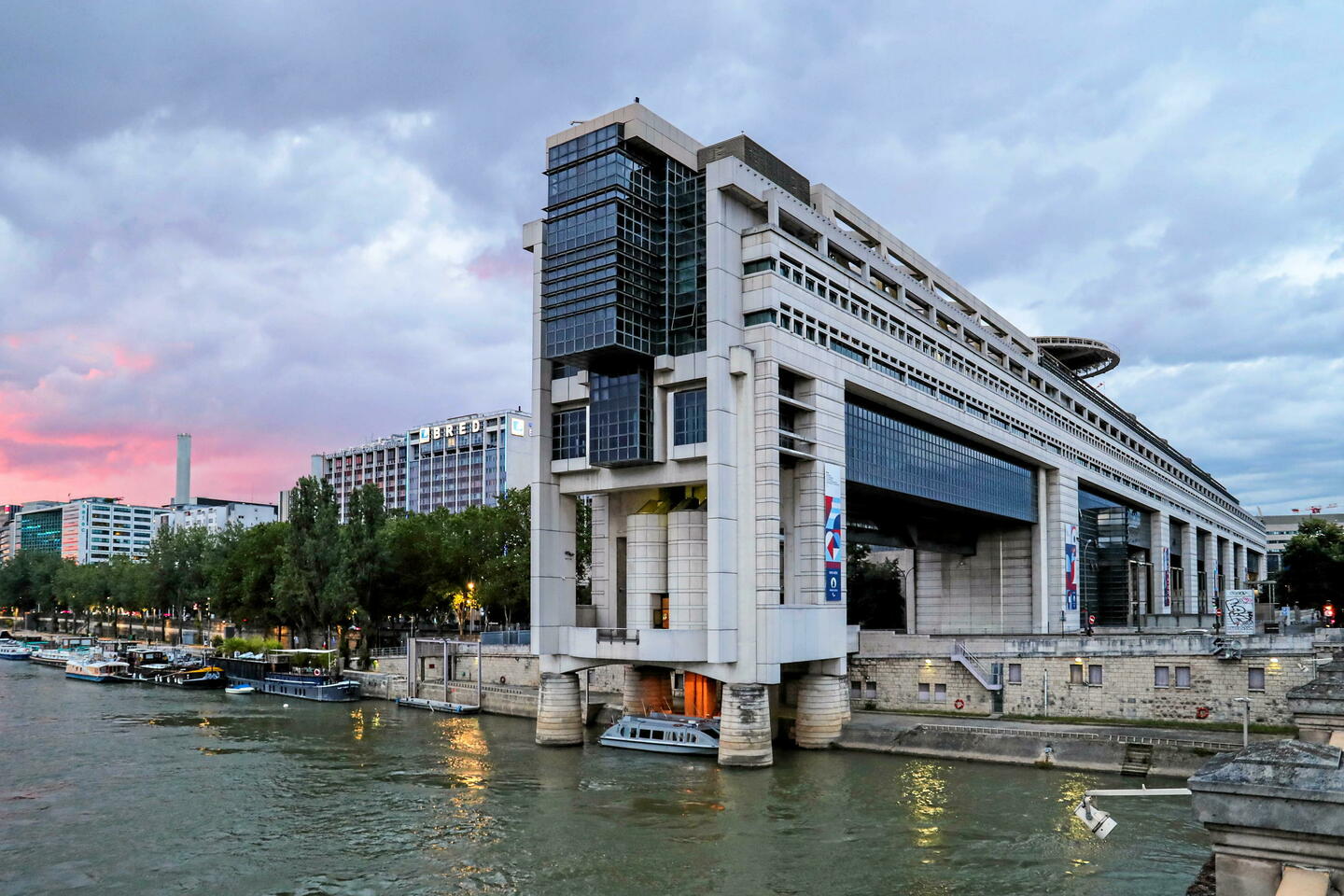 Budget 2025 : comment économiser 200 milliards (sans toucher aux allocs !)