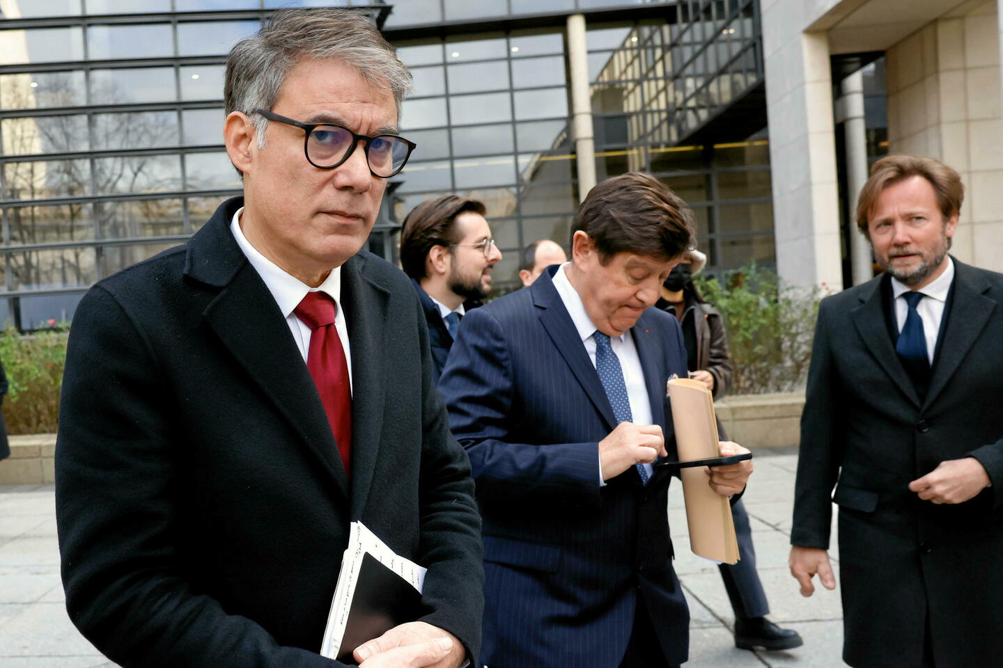 Retraites : pourquoi parle-t-on d'utiliser le Fonds de réserve en cas de suspension de la réforme...