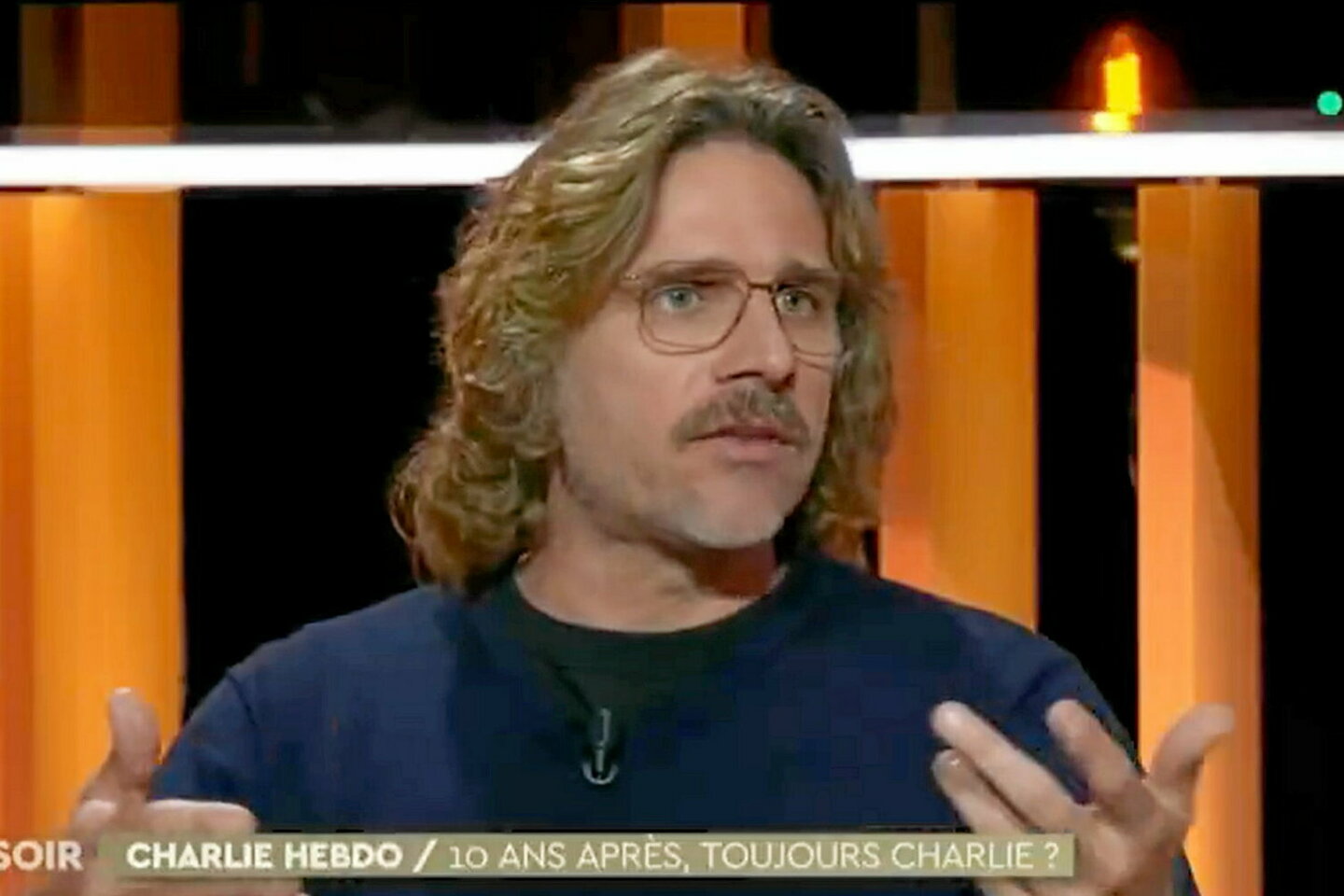 Aurélien Bellanger piétine la mémoire de « Charlie Hebdo »