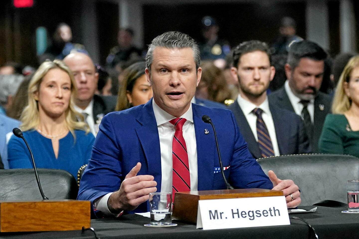 L'audition chaotique de Pete Hegseth, potentiel ministre de la Défense de Donald Trump