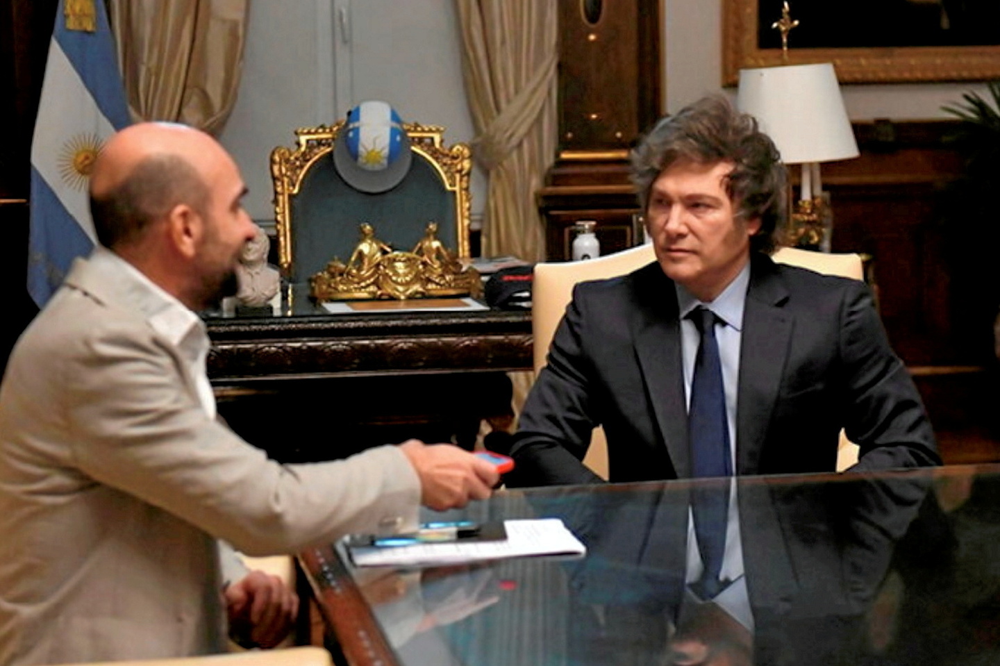 « Ah, te voilà, Olivier ! » : le jour où j’ai interviewé Javier Milei