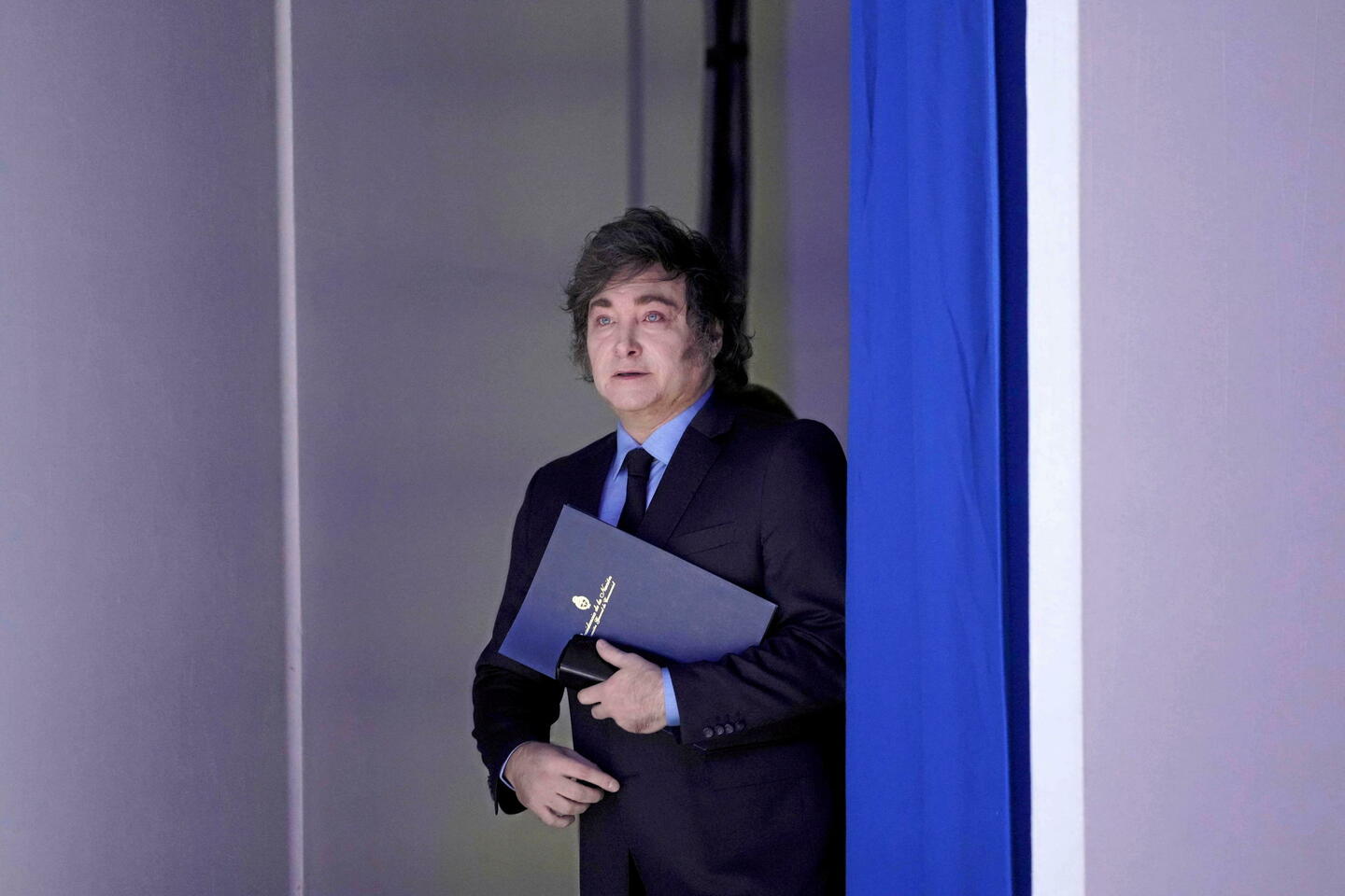 Le président Milei accusé d’avoir promu une gigantesque escroquerie à la cryptomonnaie