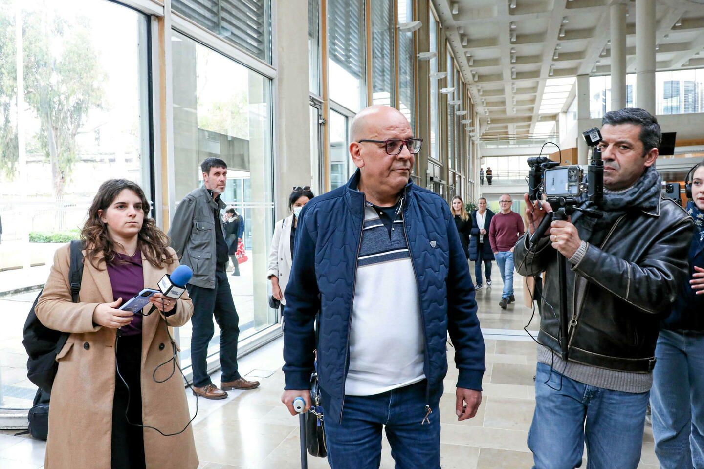Jugé à Montpellier, l’influenceur algérien Doualemn minimise son appel à la violence