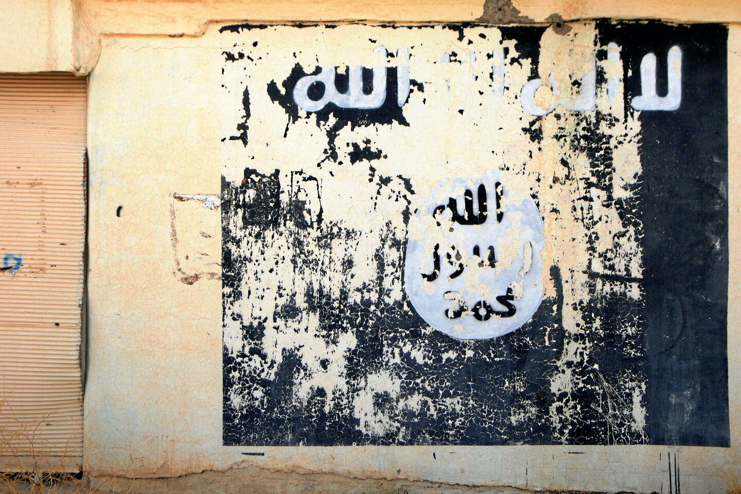 Dans l’enfer des prisons de Daech : des vidéos glaçantes révélées