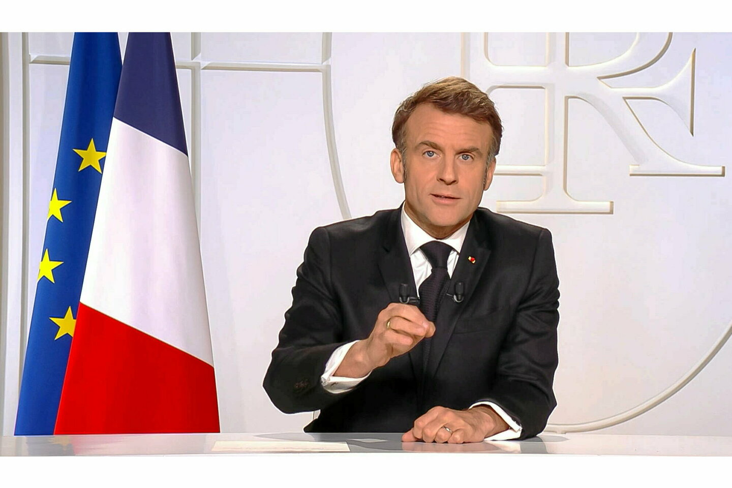 Troupes en Ukraine et dissuasion nucléaire : les annonces de Macron face à « un monde de...