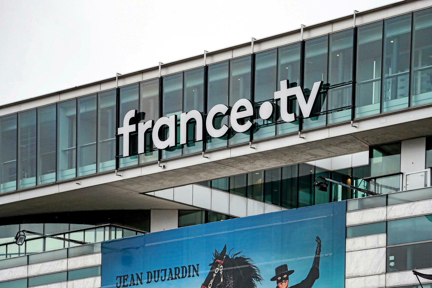 CNews, France Télévisions : l’Arcom peut-elle réellement faire respecter l’impartialité ?