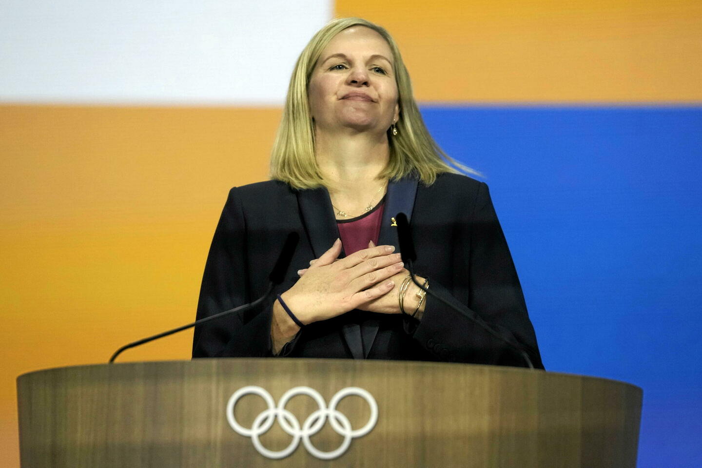 Qui est Kirsty Coventry, la première femme élue à la présidence du CIO ?
