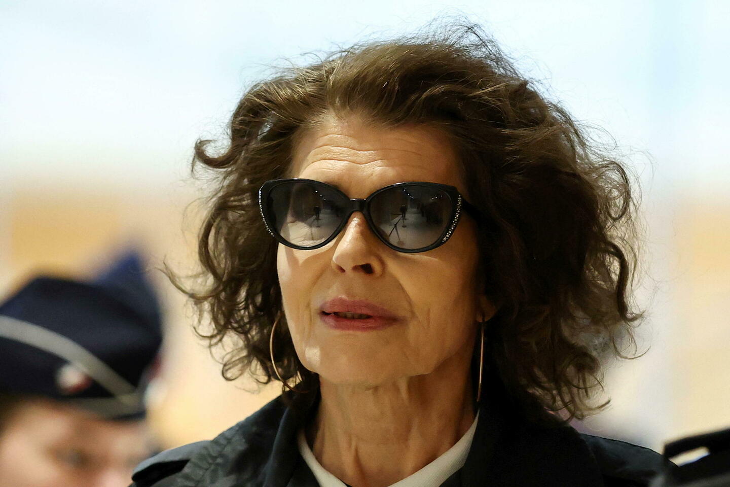 Procès de Gérard Depardieu : Fanny Ardant dit n’avoir « jamais assisté à un geste...