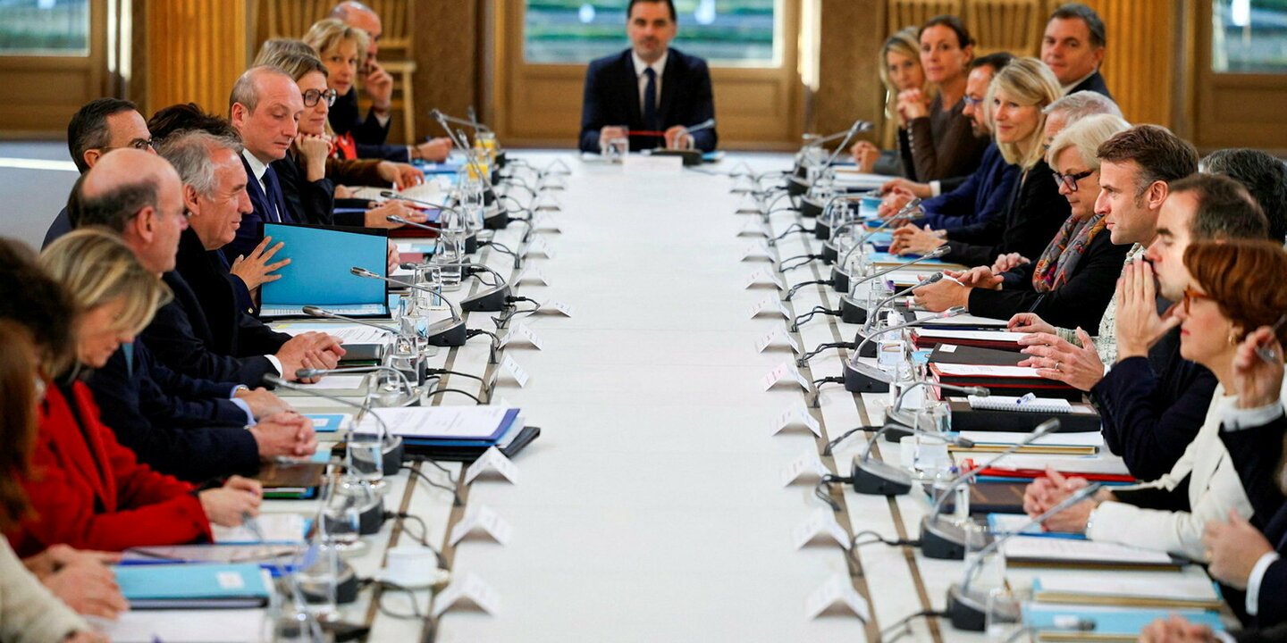 Les indiscrets – Grand moment d’autosatisfaction au conseil des ministres