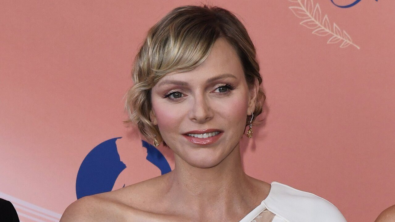 Princesse Charlène de Monaco : époustouflante dans cette combinaison, l&#039;épouse du prince...