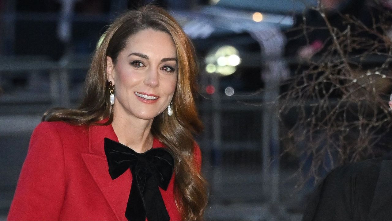 Kate Middleton : ce mystérieux imprimé choisit pour le service de chants de Noël n’était pas...