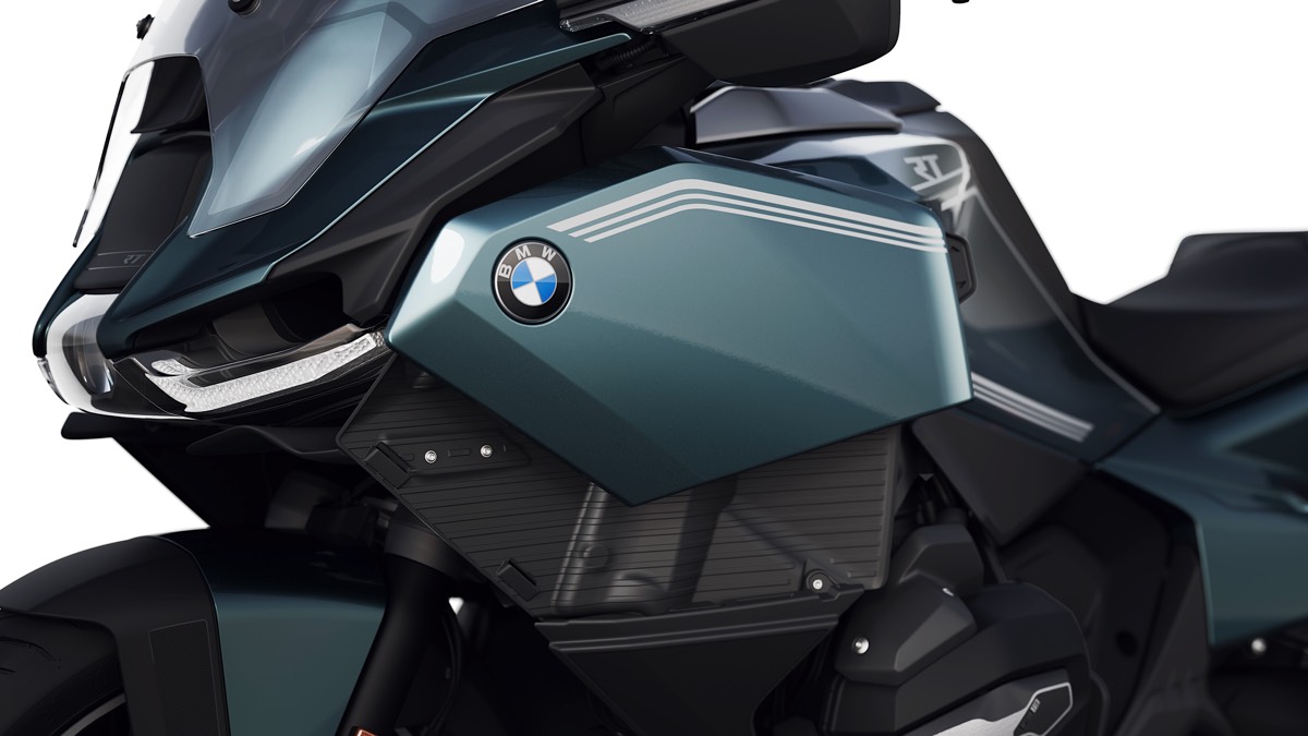 BMW R 1300 RT 2025 : la reine des routières se réinvente