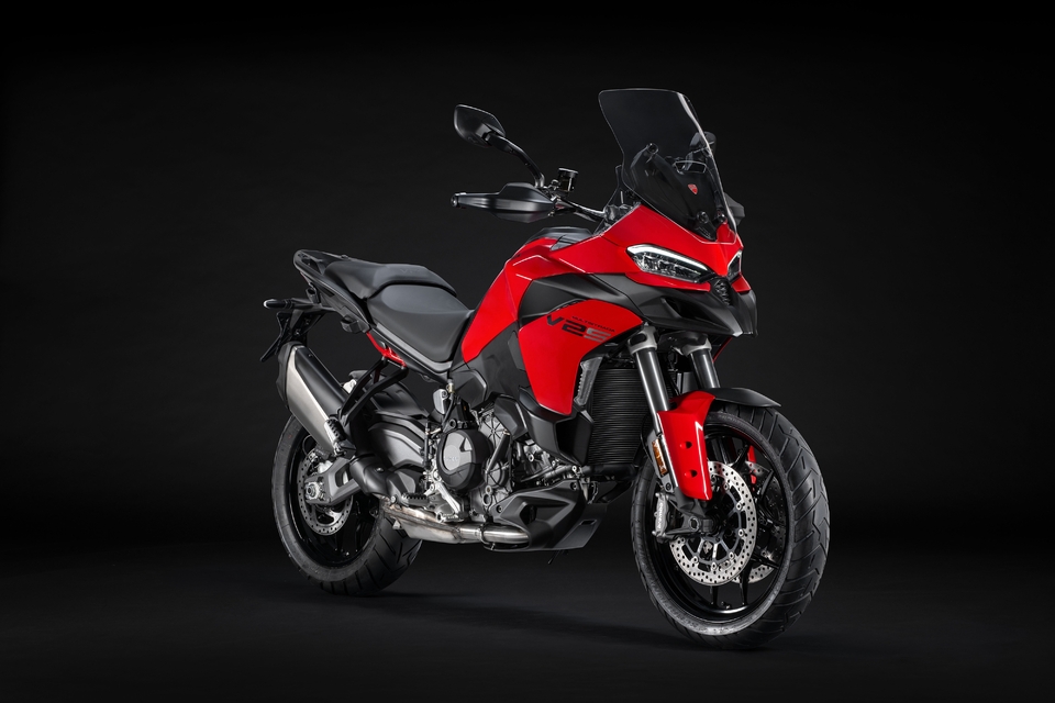 Ducati Multistrada V2 et V2 S 2025 : le trail italien fait peau neuve