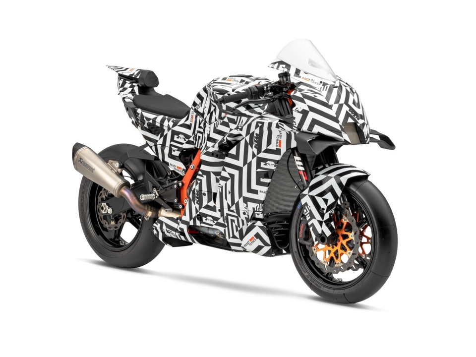 KTM 990 RC R : le prototype de l'hypersportive autrichienne se dévoile ! 