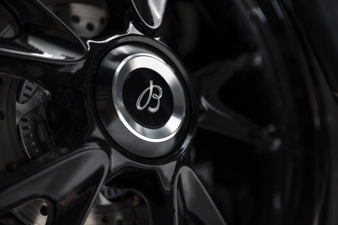 Triumph Speed Triple 1200 RR Breitling : horlogerie suisse et belle mécanique