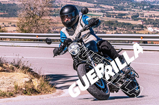 Royal Enfield Guerrilla 450 : le teasing commence ! 