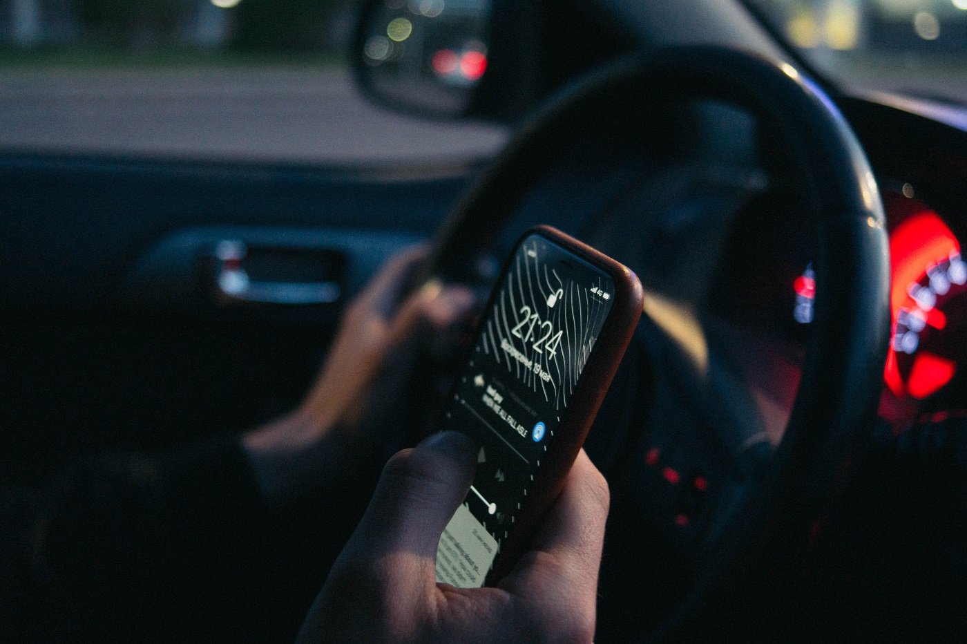 Utiliser son smartphone au volant fait-il de vous un psychopathe ?