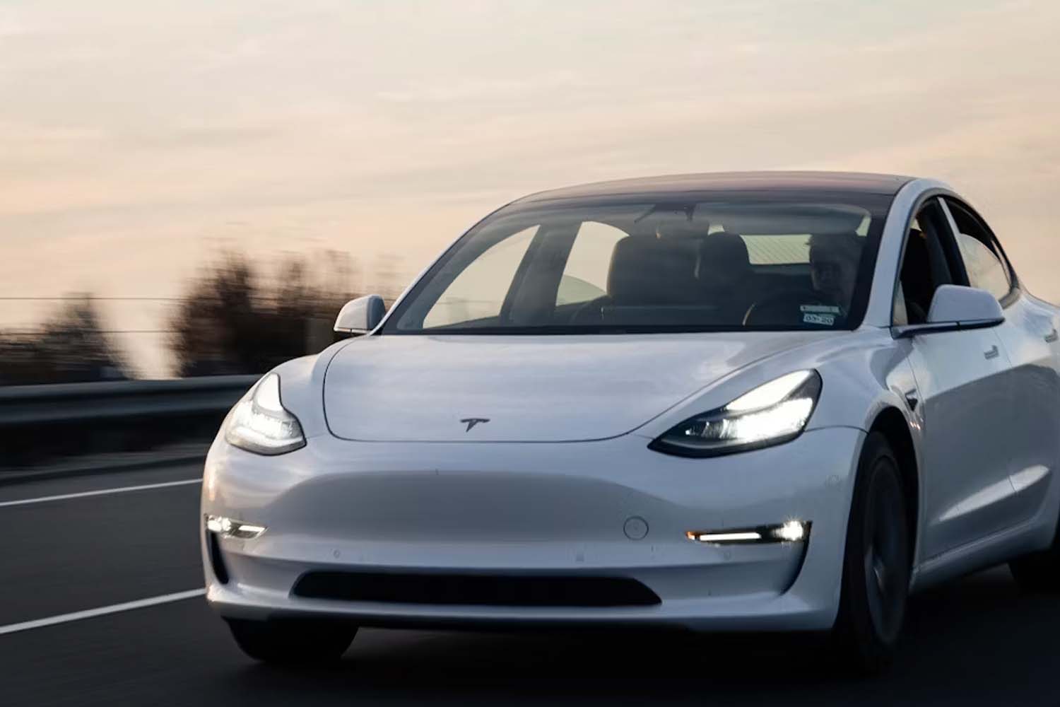 Cette vidéo prouve que l’autopilot de Tesla sans LiDAR est dangereux