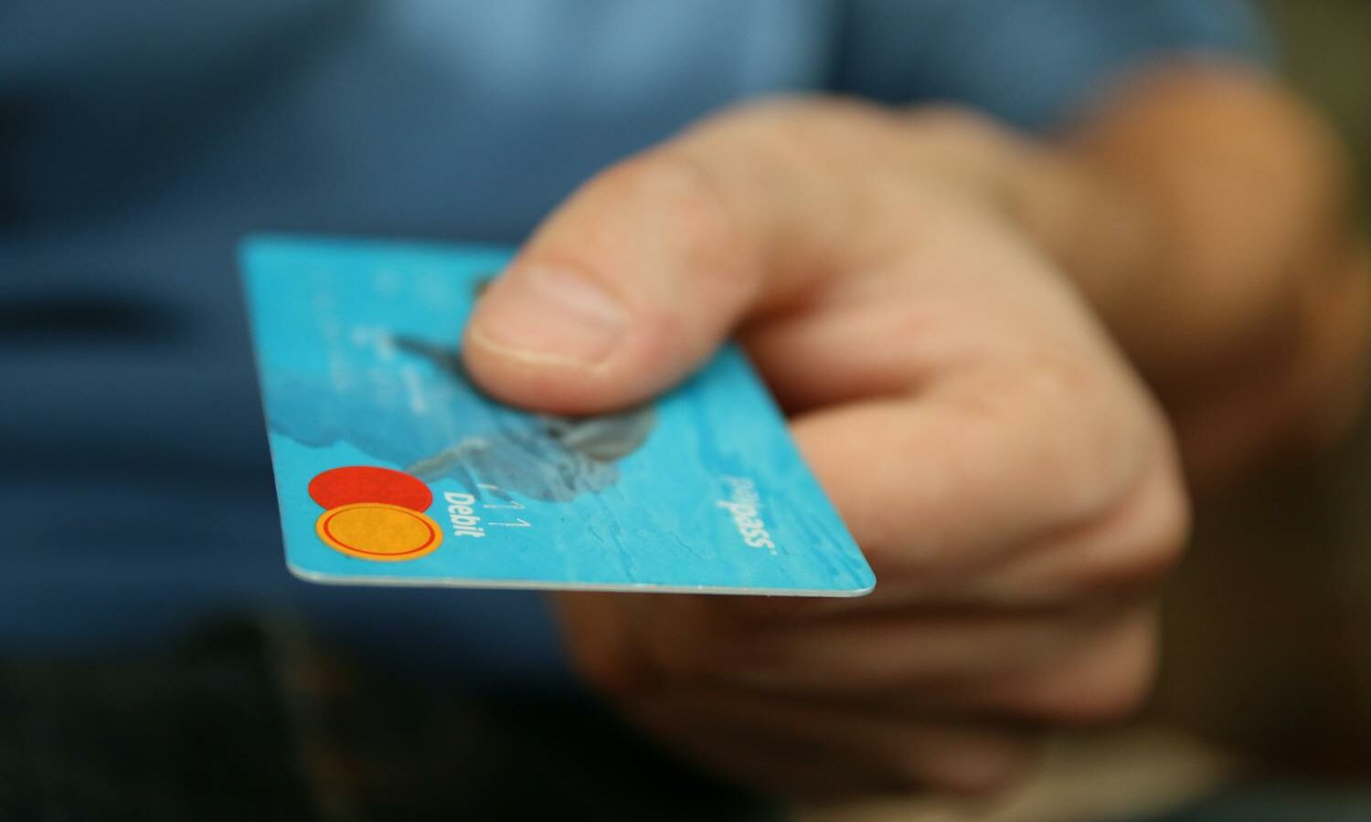 Grève de la carte bancaire : l’appel au paiement en espèces a totalement échoué