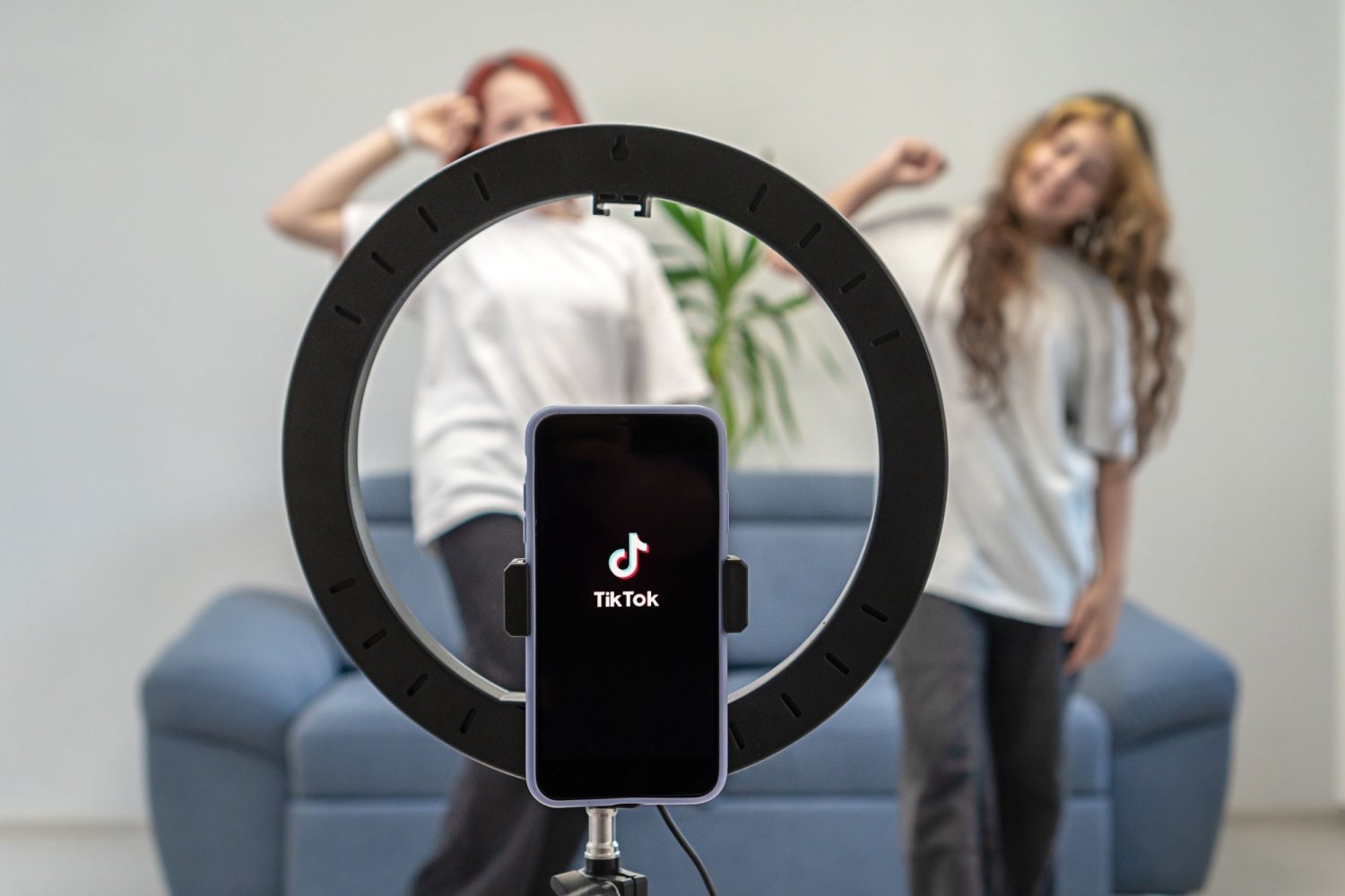 “Zizi challenge” : c’est quoi encore cette nouvelle tendance TikTok super dangereuse ?