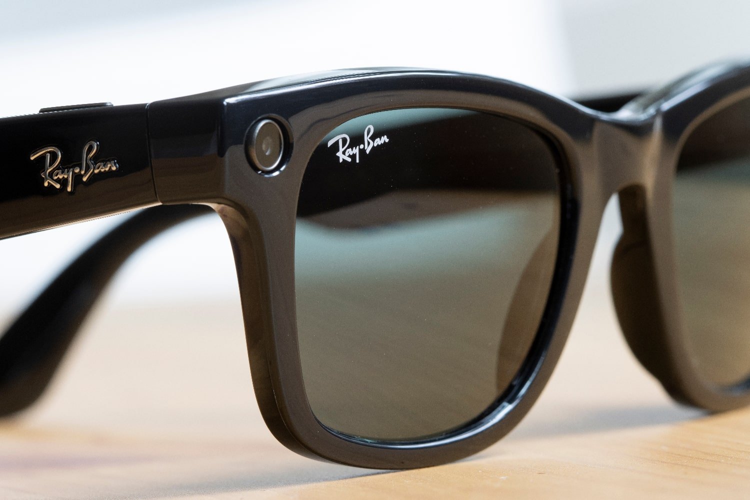 Les prochaines lunettes connectées Ray-Ban Meta vous en mettront plein la vue