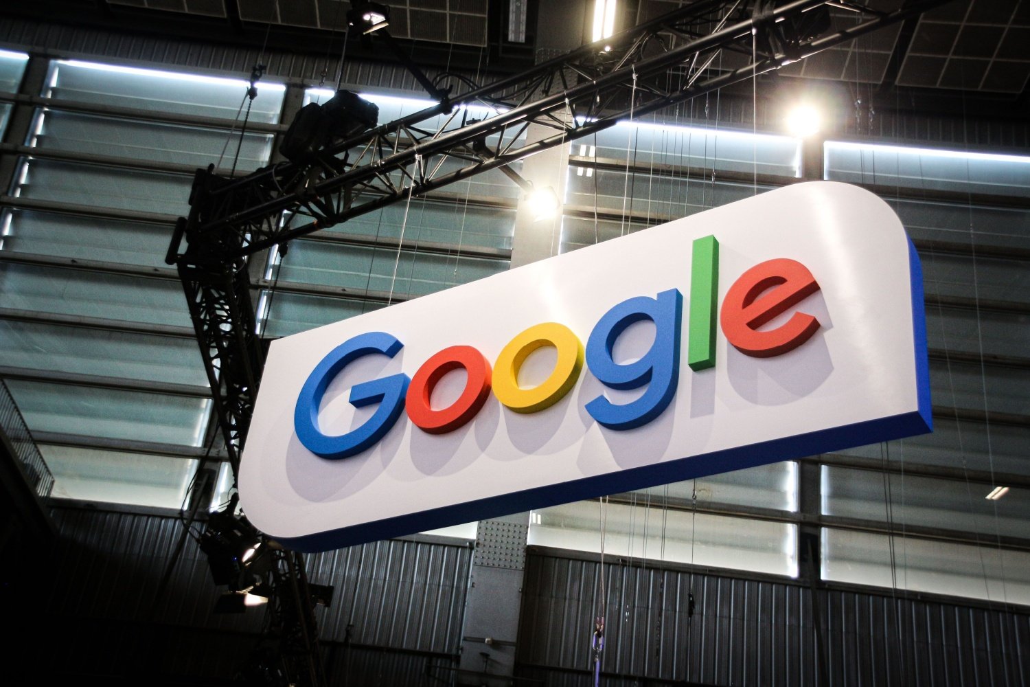 Malgré des bénéfices stratosphériques, Google déçoit : voici pourquoi