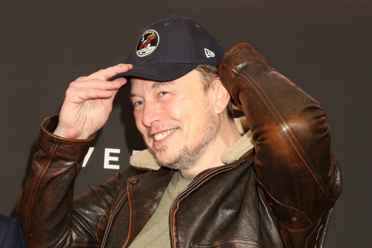 Musk tente de s’offrir OpenAI pour 97,4 milliards de dollars, Sam Altman se moque de lui