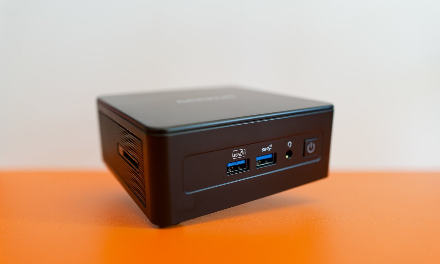 Test du GeekomÂ IT15 U9Â : un mini-PC peut-il vÃ©ritablement tout faireÂ ?