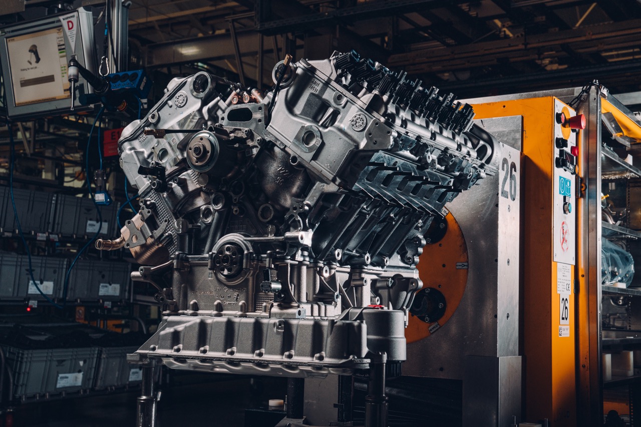 Le dernier W12 est sorti de l???usine de Bentley