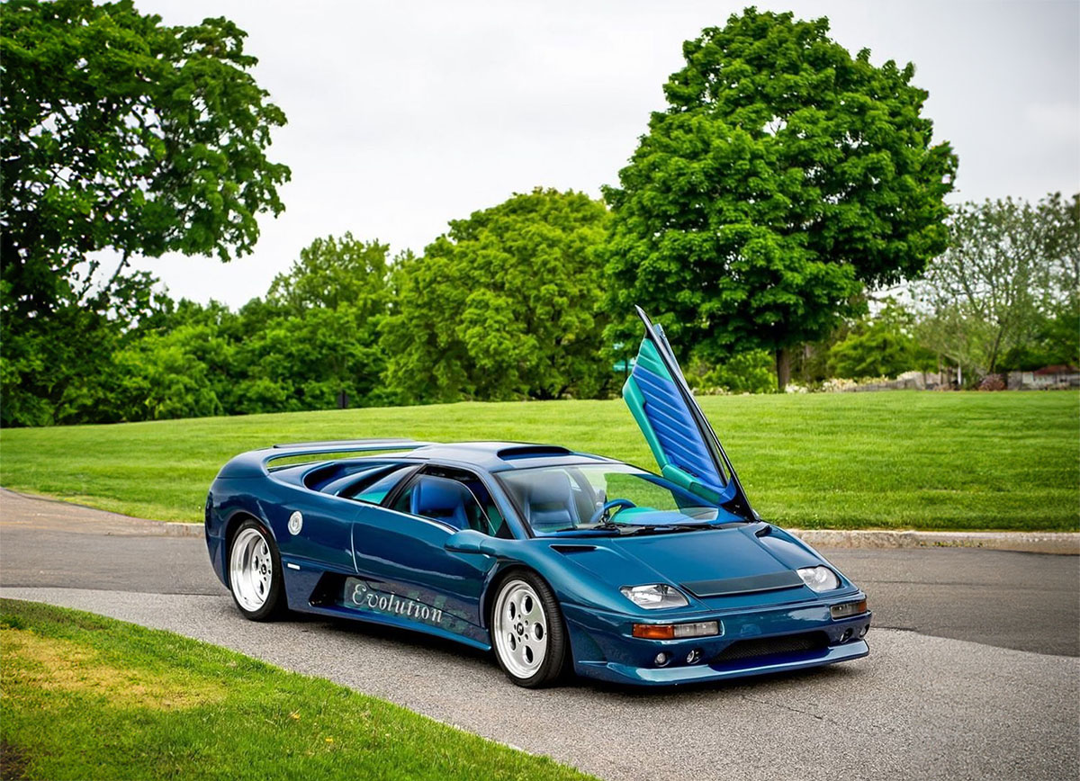 Lamborghini Diablo GTR Evolution : Le tuning suisse n???a pas toujours bon goût