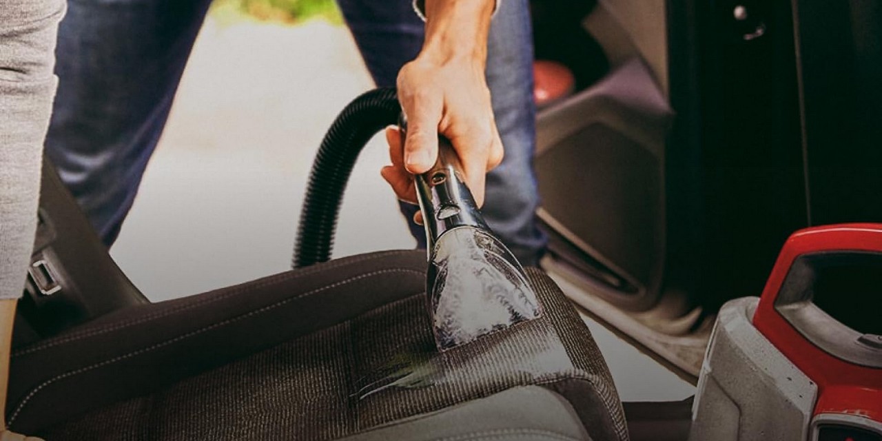 L???aspirateur nettoyeur Bissell SpotClean est l???accessoire idéal pour nettoyer l???intérieur...