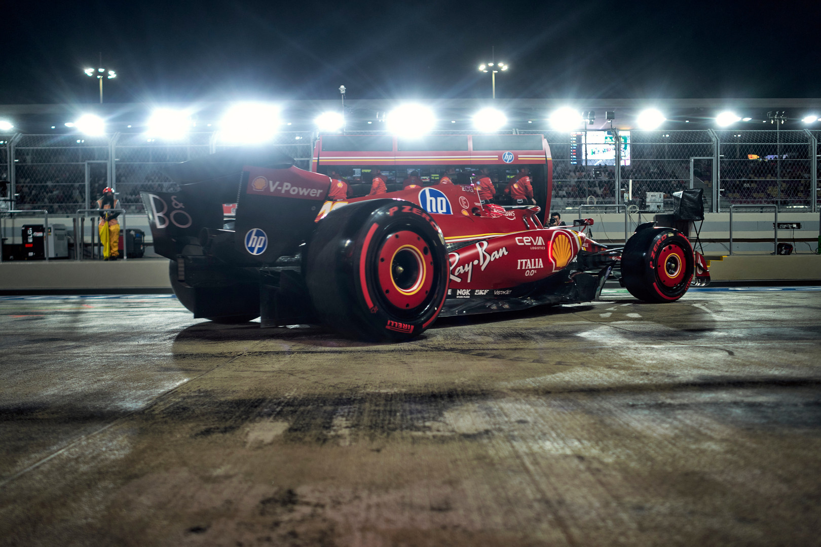 GP de Qatar de F1 - Vidéo : la bataille musclée entre Hamilton et Leclerc, le futur duo de la...