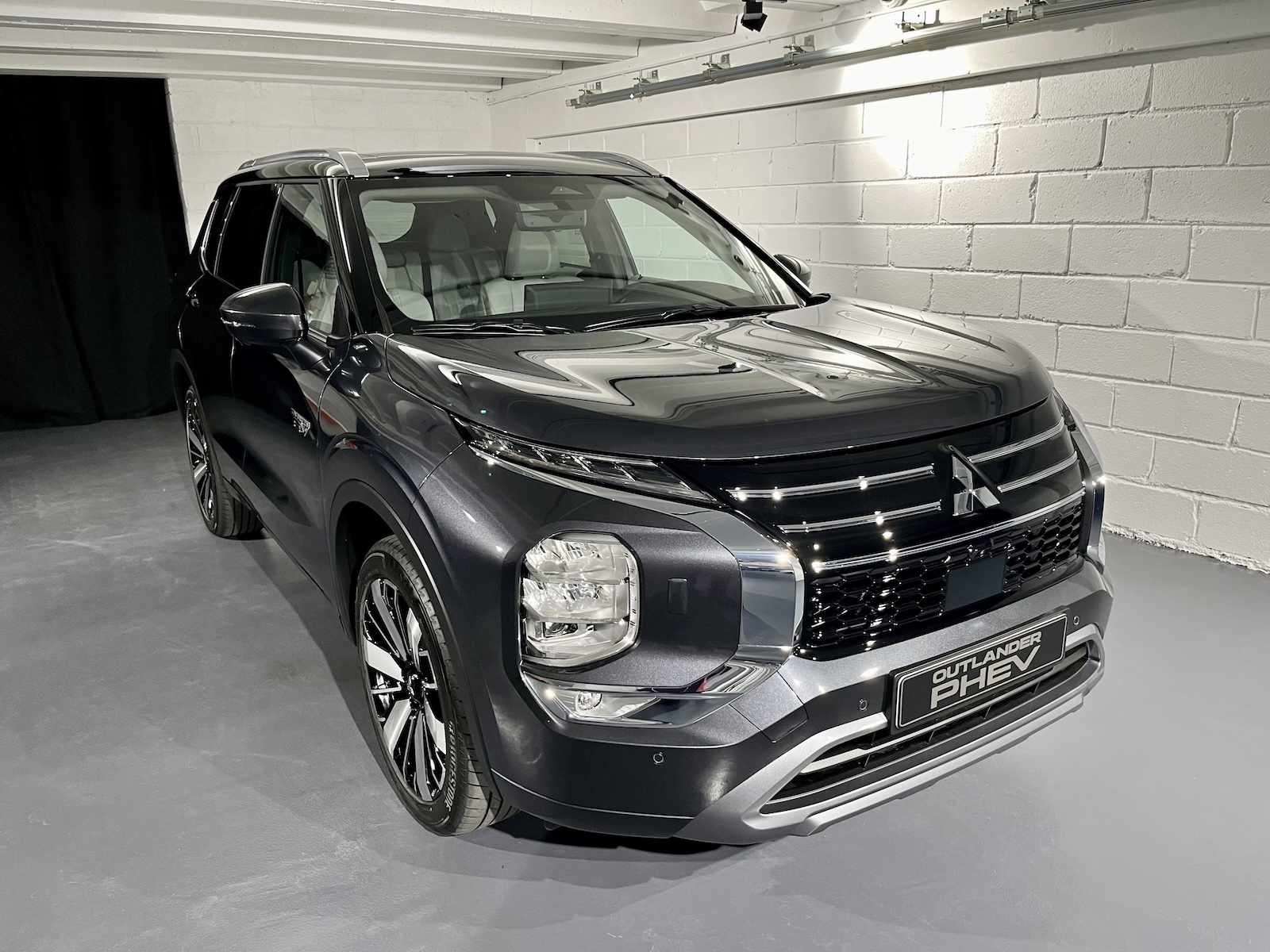Nouveau Mitsubishi Outlander (2025) : premières impressions à bord du SUV hybride rechargeable