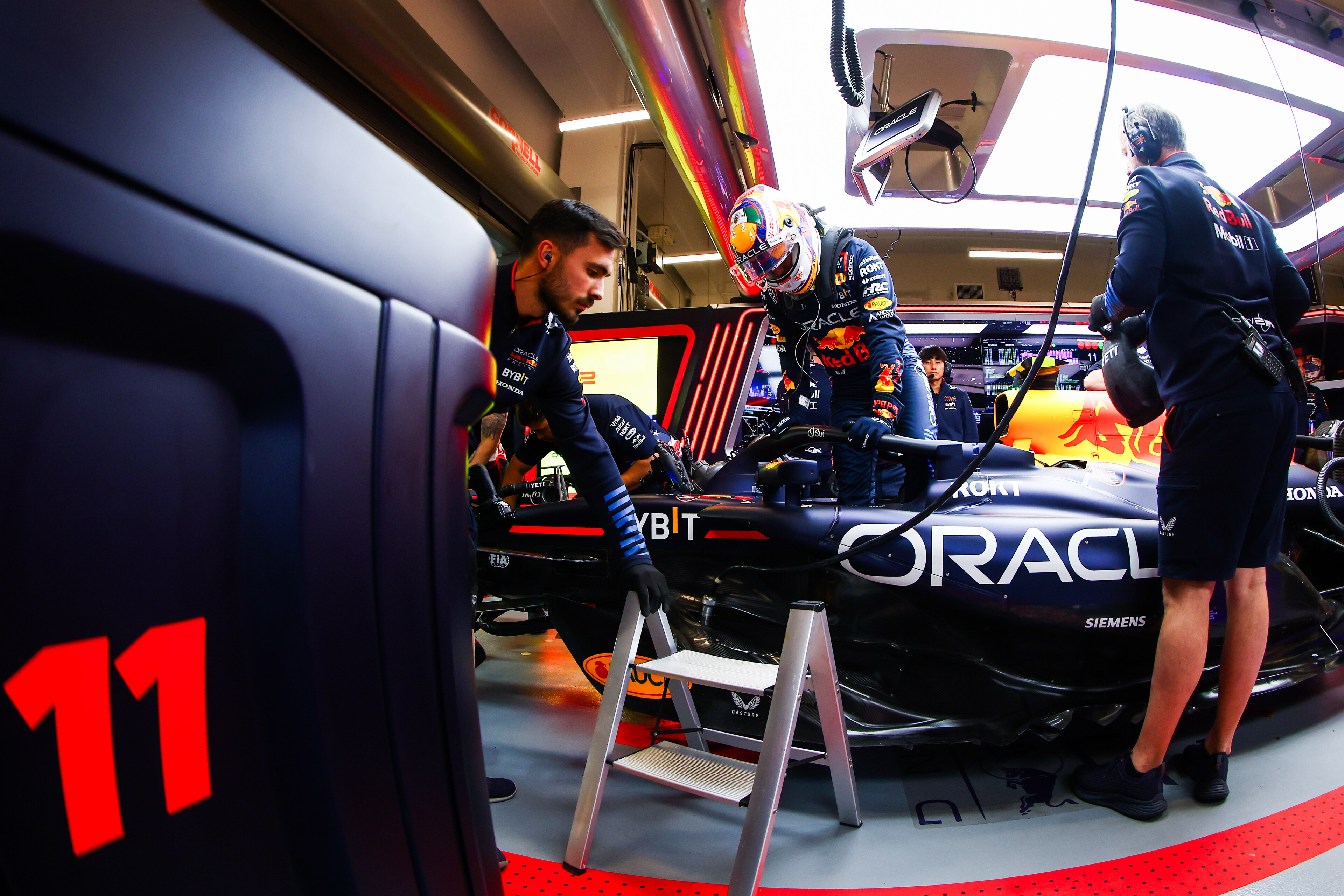 GP de Las Vegas de F1 : Un consultant Canal+ détruit Sergio Pérez : “C’est inadmissible...