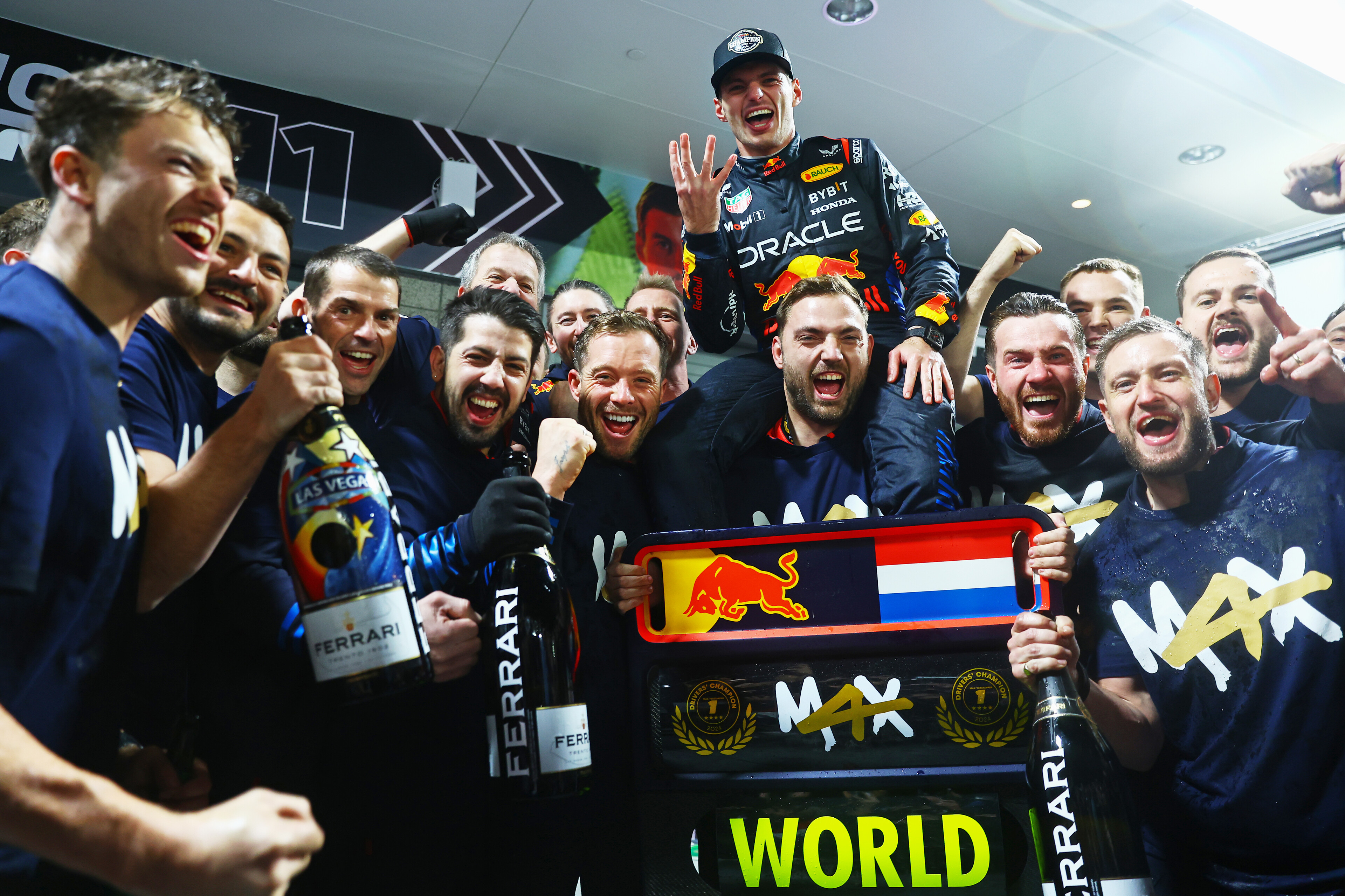 GP de Las Vegas de F1 : Alain Prost adoube Max Verstappen : "Un des meilleurs pilotes de l'histoire"