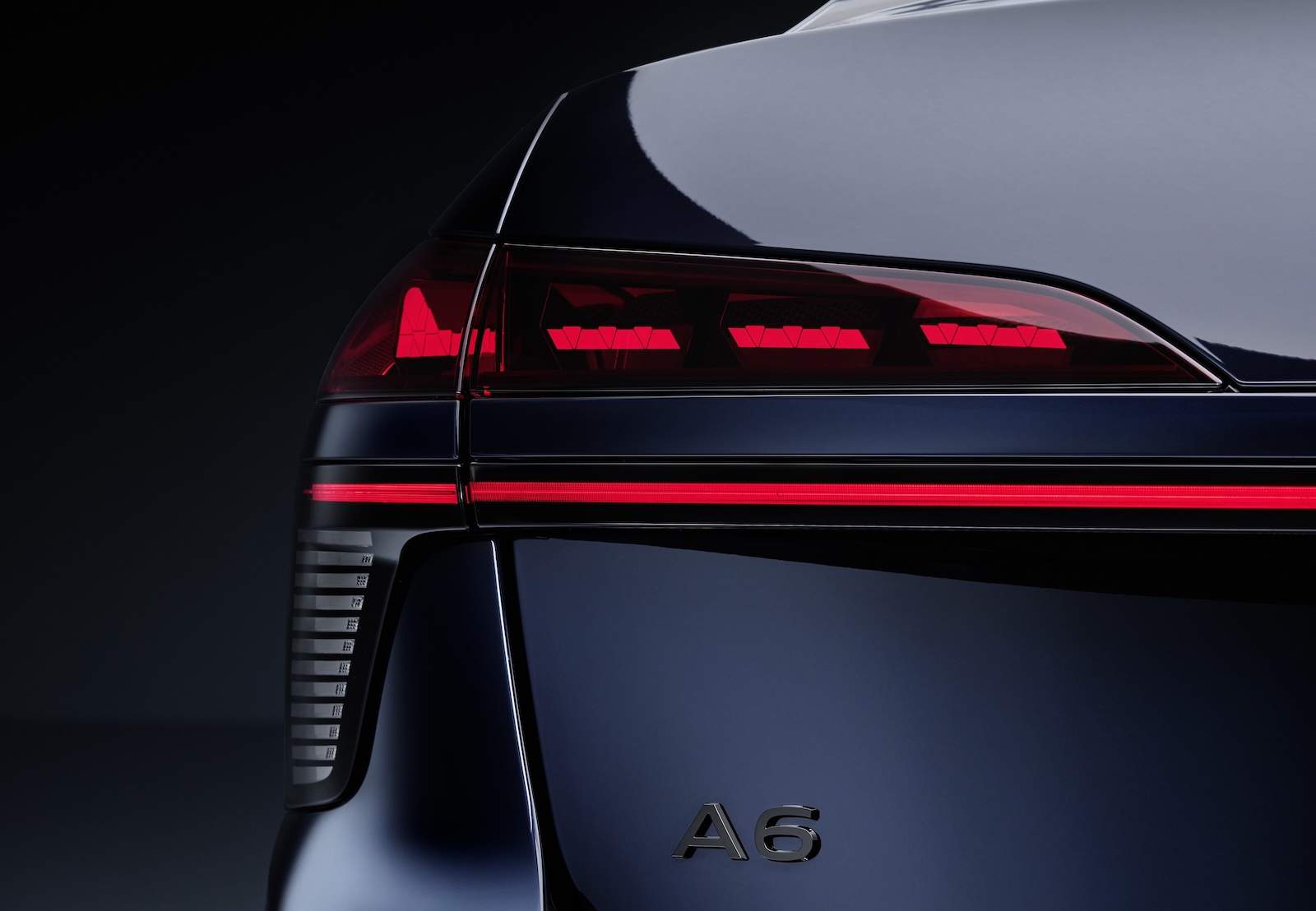 L’Audi A6 dans sa version berline commence à se montrer