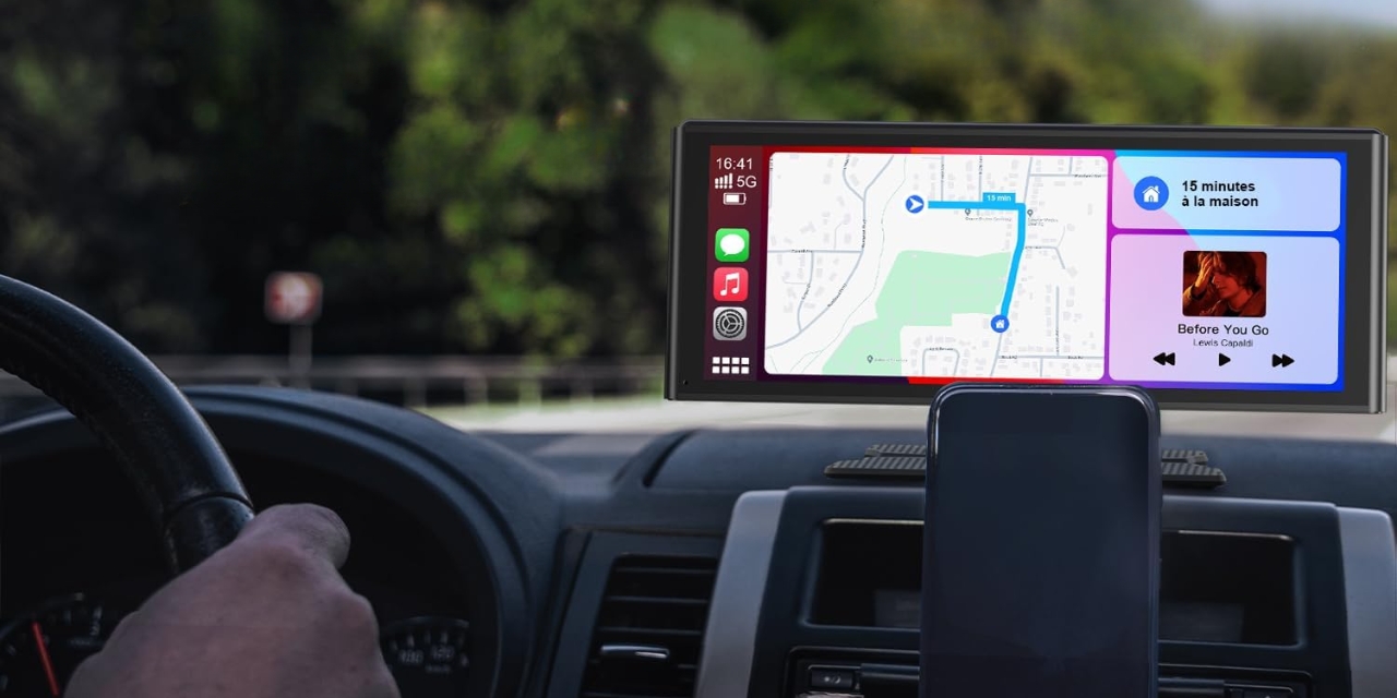 Equipez votre voiture grâce à ce kit avec une autoradio sans fil et une caméra de recul...