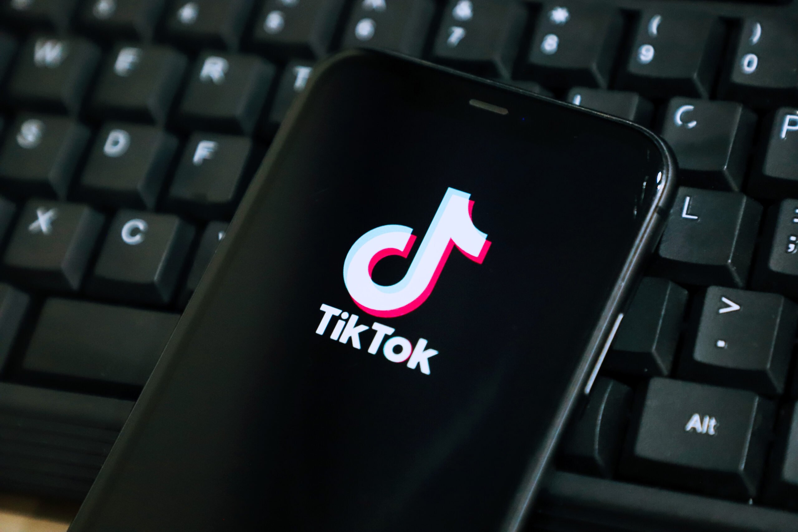 Une fonction d'e-commerce débarque en France sur TikTok