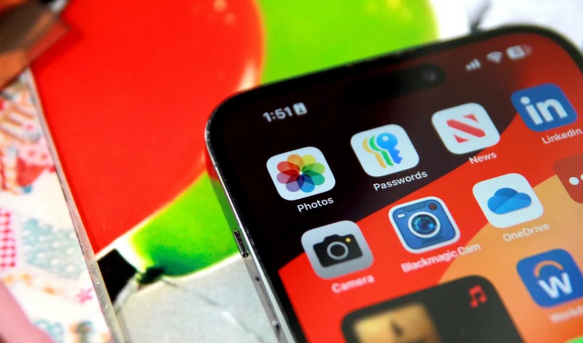 Apple diffuse une mystérieuse mise à jour contenant d'importantes corrections de bugs pour les...