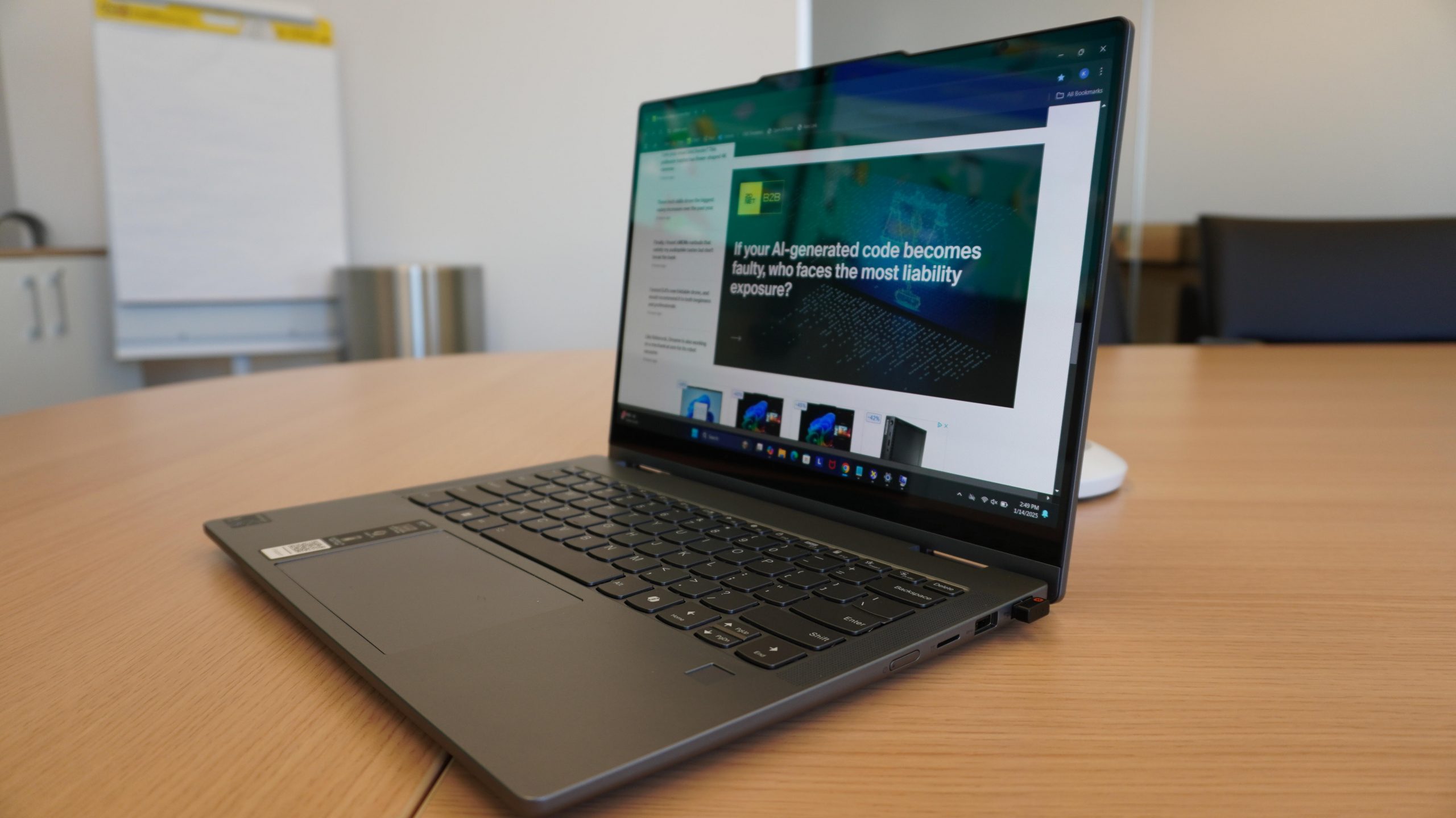 Test Lenovo IdeaPad 5x 2-en-1 : le portable Lenovo abordable qui gère mes flux de travail comme un...
