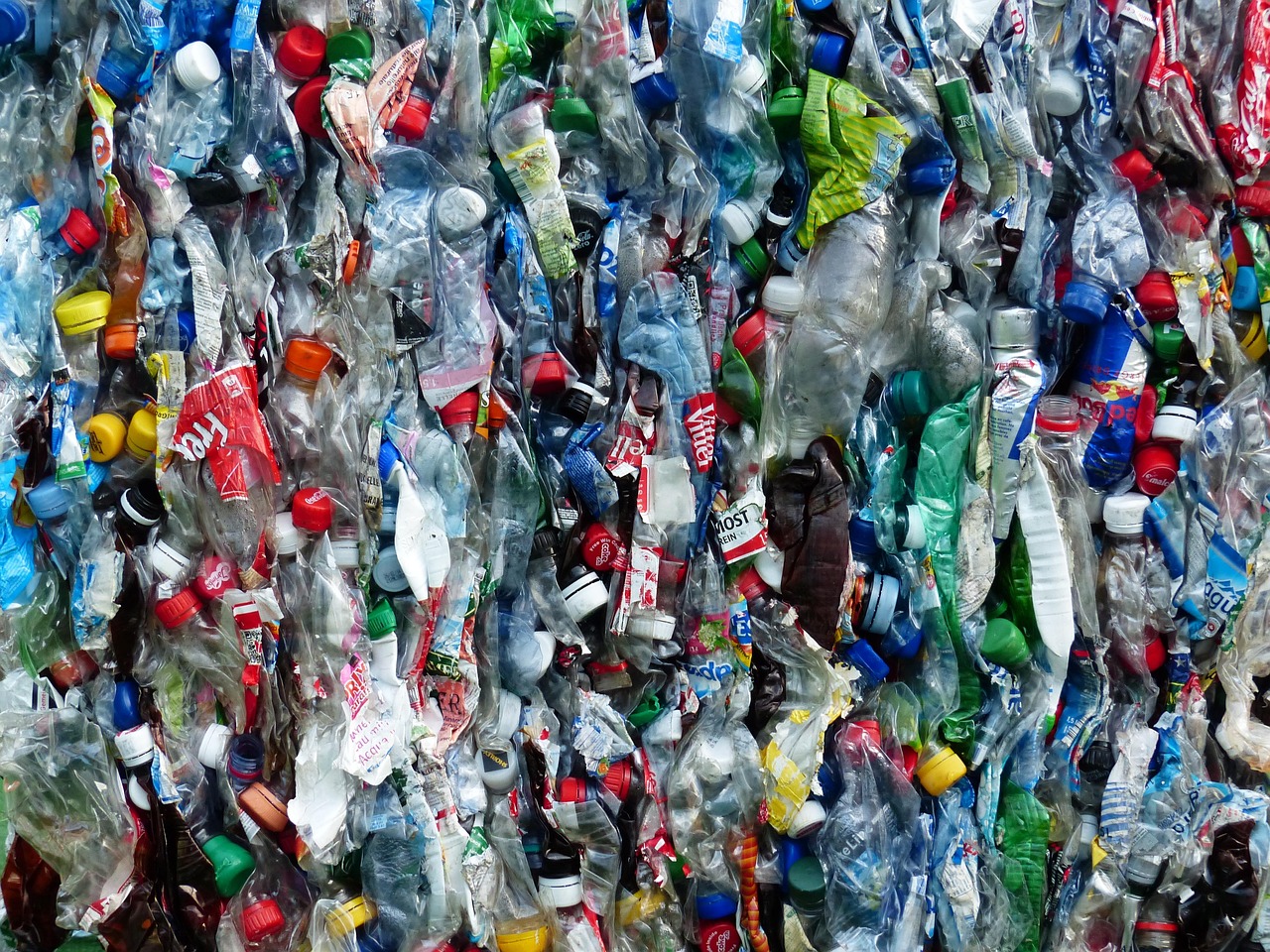 Une avancée dans le recyclage du plastique grâce au sucre et à la chimie supramoléculaire