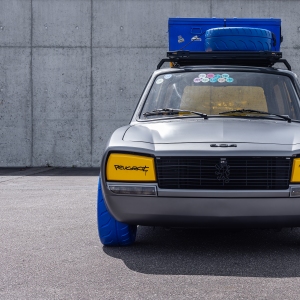 PEUGEOT rÃ©invente la lÃ©gende pour Les Flammes 2025