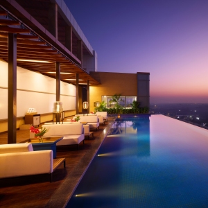 Novotel New Delhi City Centre : L’Harmonie du Confort Moderne au Cœur de New Delhi