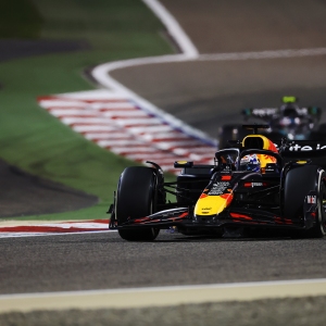 Verstappen se bat pour décrocher la sixième place au Grand Prix de Bahreïn