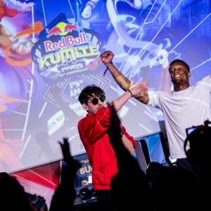 "Big Bird" s'envole vers la victoire lors de l'affrontement du 10e anniversaire de Red Bull Kumite à Paris