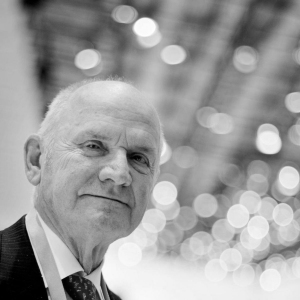 La naissance d’une légende : l'impact de Ferdinand Piëch et de la Bugatti Veyron sur...